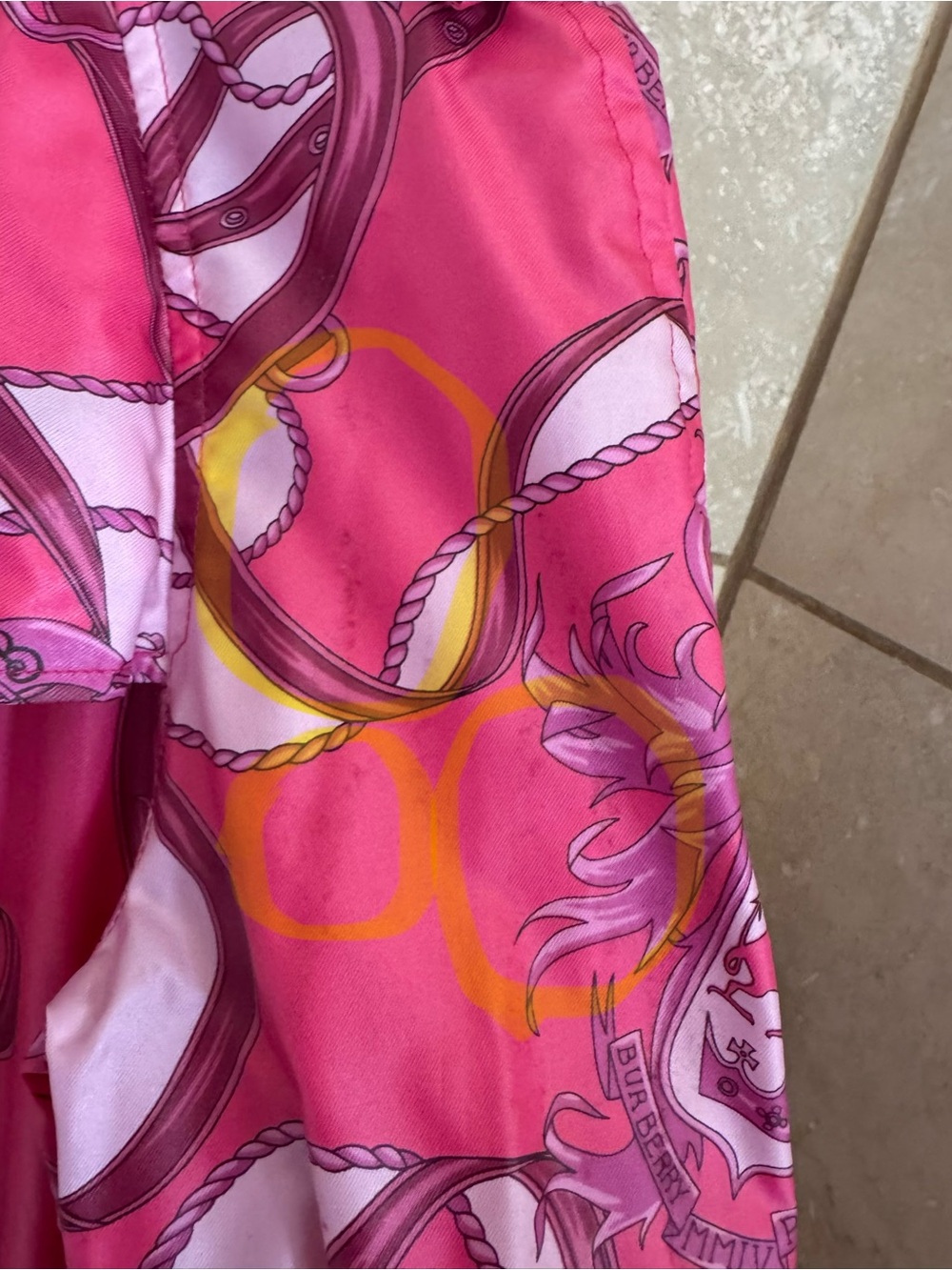 🎉HP🎉Limited Ed. Burberry Hot Pink Raincoat!😱 - Picture 10 of 16